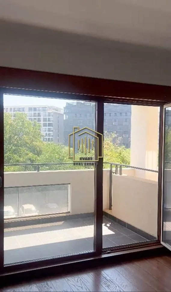 Izdavanje, jednosoban stan, 70m², Master Kvart, Podgorica