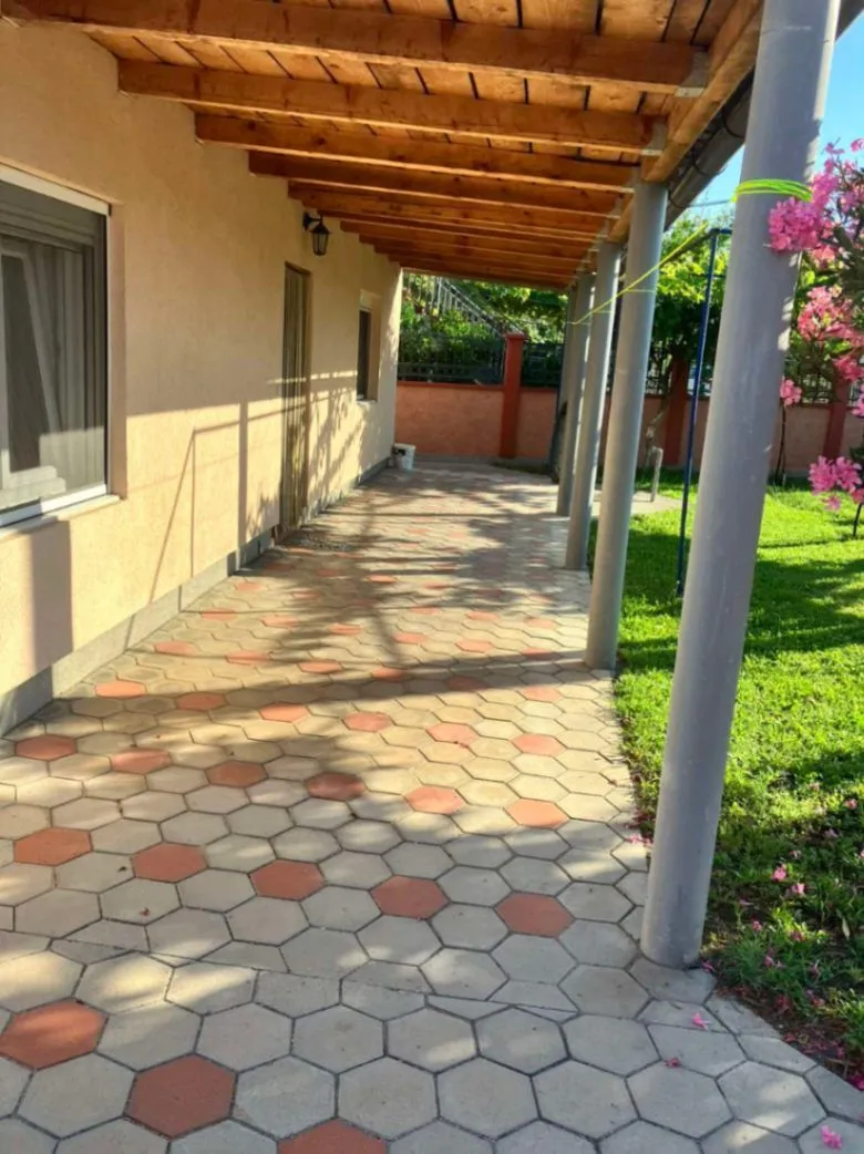 Rent, house, 44m², Zabjelo, Podgorica