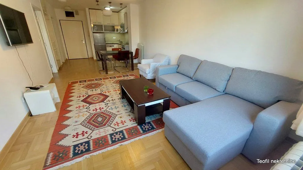 Rent, two bedroom apartment, 50m², Vračar, Šid