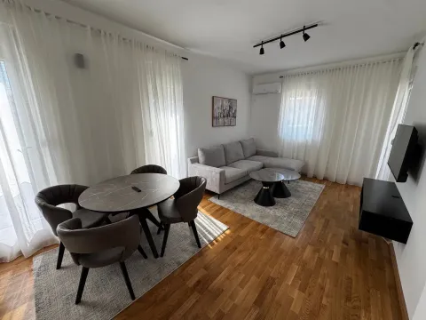 Izdavanje, dvosoban stan, 59m², Zagorič, Podgorica - image 2