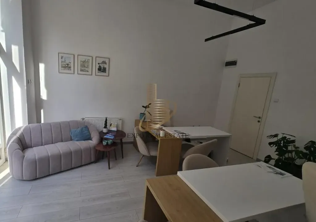 Sale, office space, 26m², Centar, Novi Sad