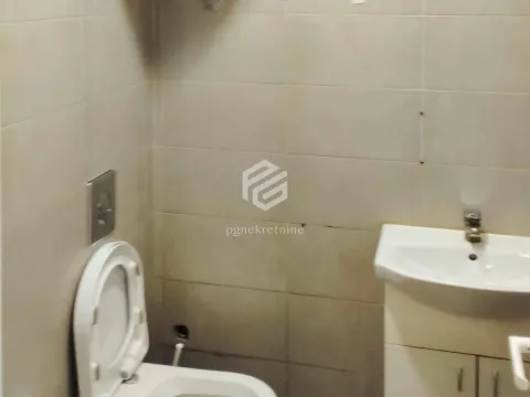 Rent, office space, 51m², Pobrežje, Podgorica - image 5