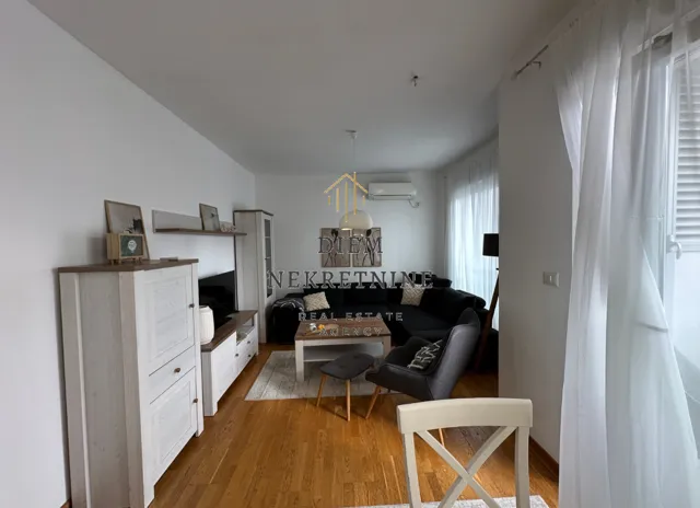 Rent, one bedroom apartment, 51m², City Kvart, Podgorica