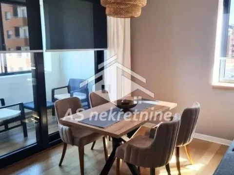 Izdavanje, trosoban stan, 85m², Novi Beograd Blok 67, Novi Beograd Sve Podlokacije - image 4