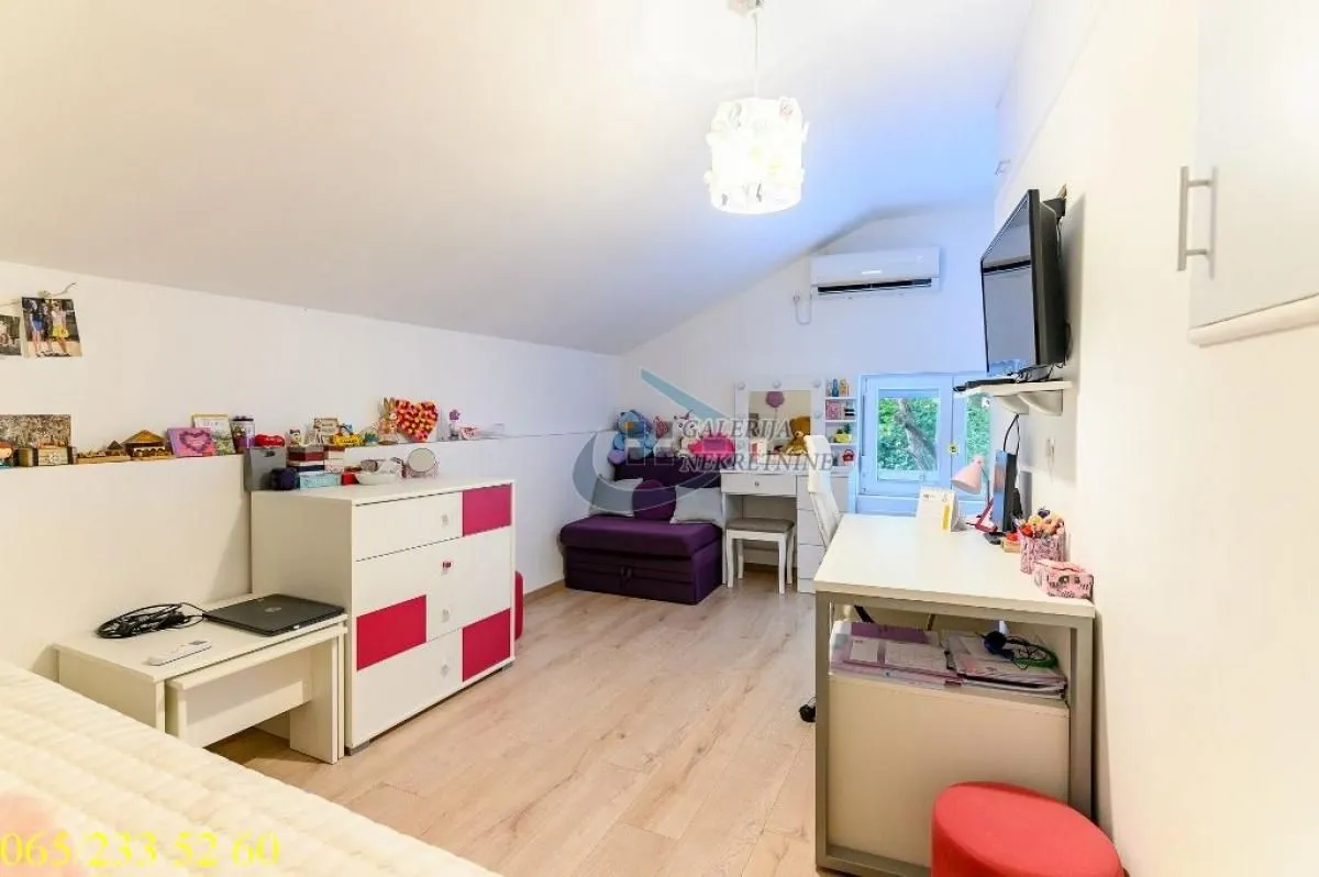 Prodaja, trosoban stan, 62m², Stari Grad, Beograd