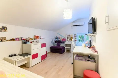 Prodaja, trosoban stan, 62m², Stari Grad, Beograd - image 18