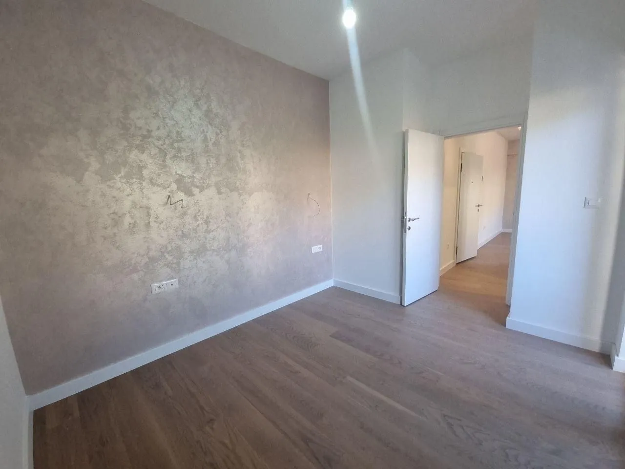 Sale, one bedroom apartment, 46m², Bečići, Budva
