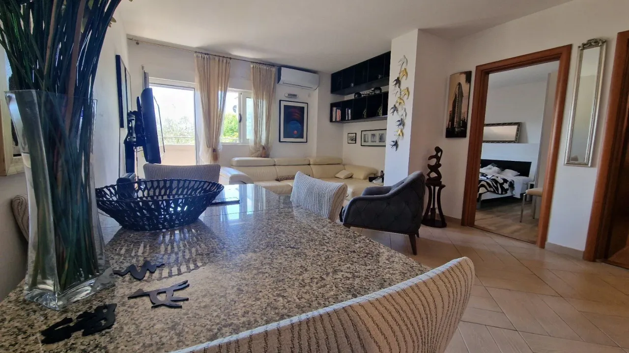 Rent, two bedroom apartment, 75m², Budva, Crna Gora