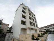 Izdavanje, dvosoban stan, 109m², Budva, Crna Gora - image 13