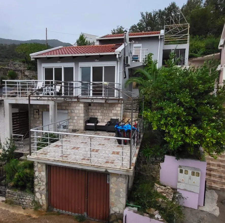Prodaja, kuća, 119m², Lepetani, Tivat