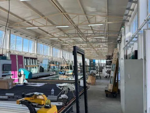 Sale, office space, 2000m², Stara Pazova, Srbija - image 2