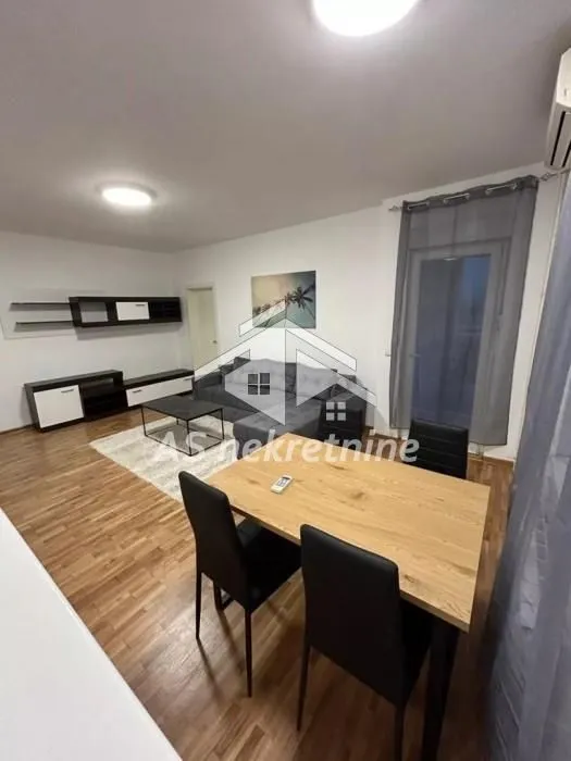 Izdavanje, dvosoban stan, 48m², Cvetkova Pijaca, Zvezdara Sve Podlokacije