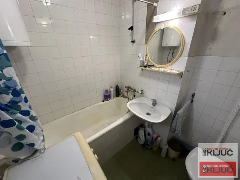 Sale, three bedroom apartment, 71m², Bulevar Oslobodjenja, Novi Sad Sve Podlokacije - image 13