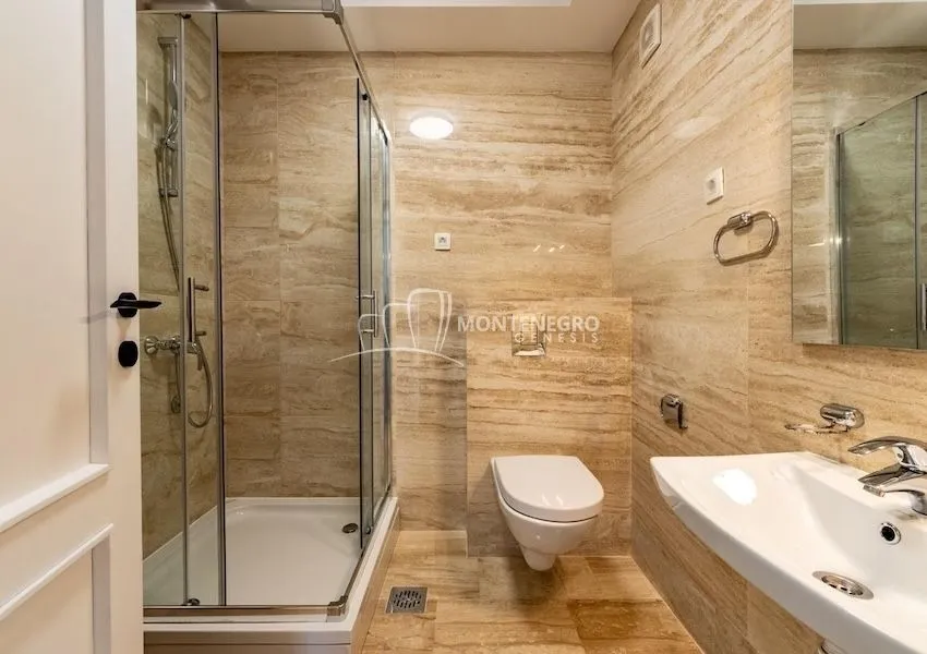 Sale, three bedroom apartment, 160m², Pržno, Budva