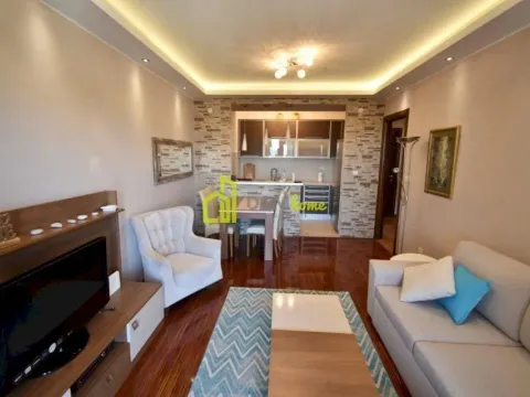 Rent, two bedroom apartment, 75m², Gorica C, Podgorica - image 1