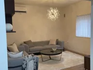 Izdavanje, dvosoban stan, 75m², Dumidran, Tivat - image 4