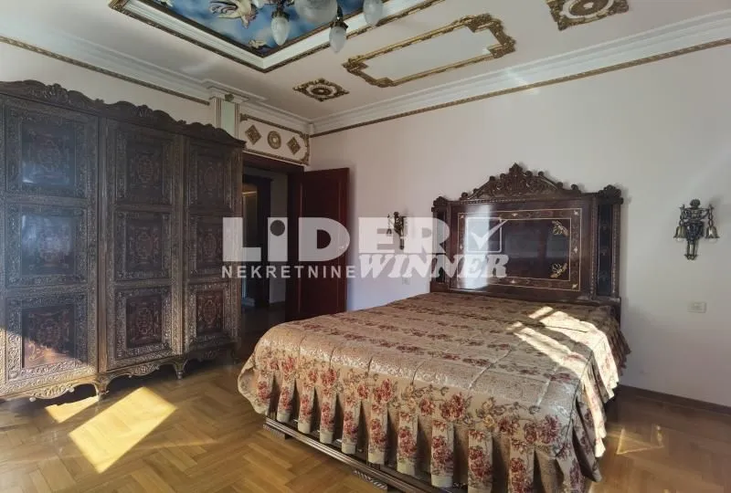 Rent, four bedroom apartment, 140m², Savski Venac, Beograd