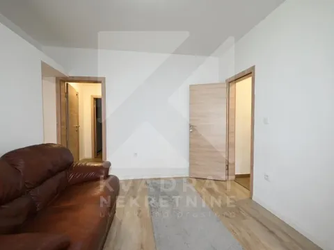 Izdavanje, dvosoban stan, 74m², Zabjelo, Podgorica - image 5