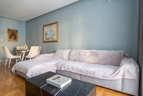 Prodaja, dvosoban stan, 44m², Budva, Crna Gora - image 2