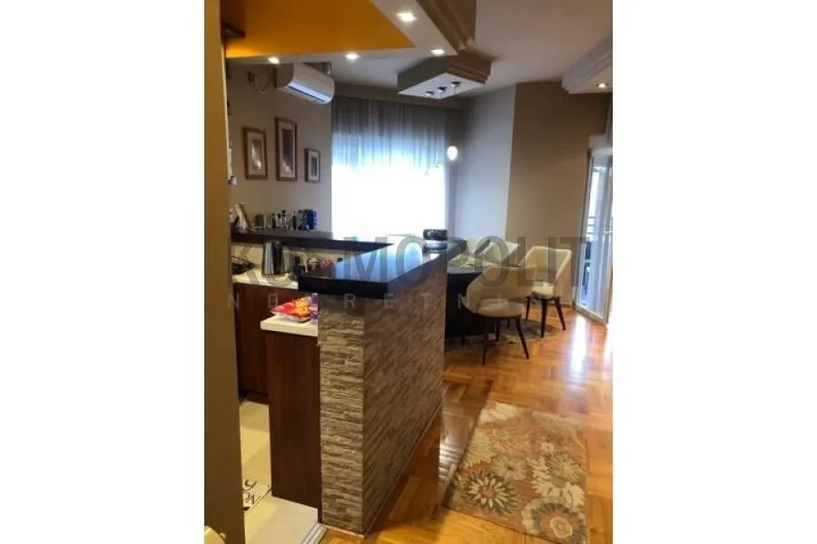 Prodaja, kuća, 320m², Višnjička Banja, Palilula Sve Podlokacije