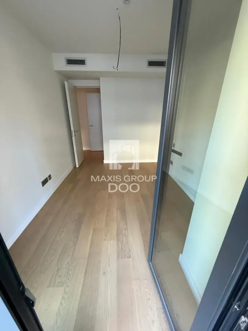 Izdavanje, trosoban stan, 73m², Novi Beograd Blok 65, Novi Beograd Sve Podlokacije