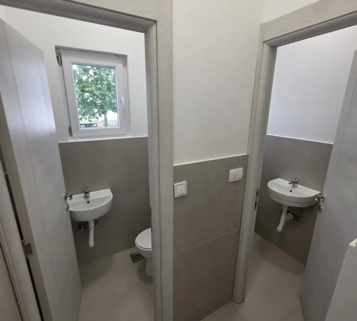 Rent, office space, 110m², Blok 6, Podgorica