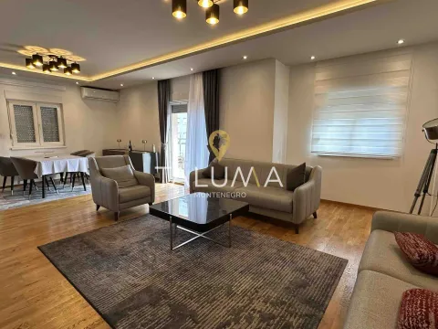 Rent, two bedroom apartment, 120m², City Kvart, Podgorica