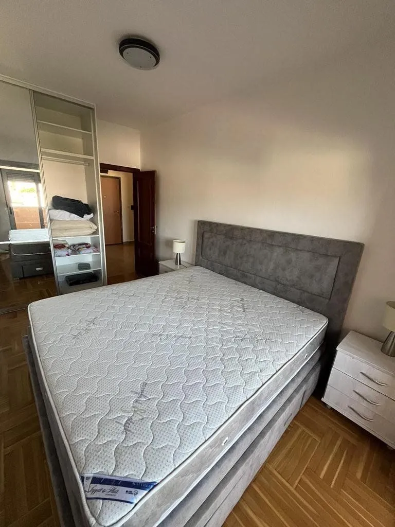 Rent, one bedroom apartment, 51m², Stari Aerodrom, Podgorica