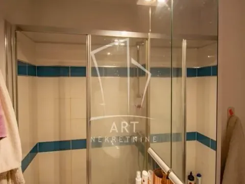 Prodaja, kuća, 238m², Petlovo Brdo, Beograd - image 6