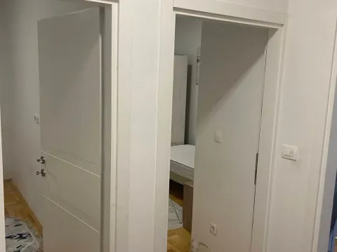 Rent, two bedroom apartment, 56m², Stari Aerodrom, Podgorica - image 9