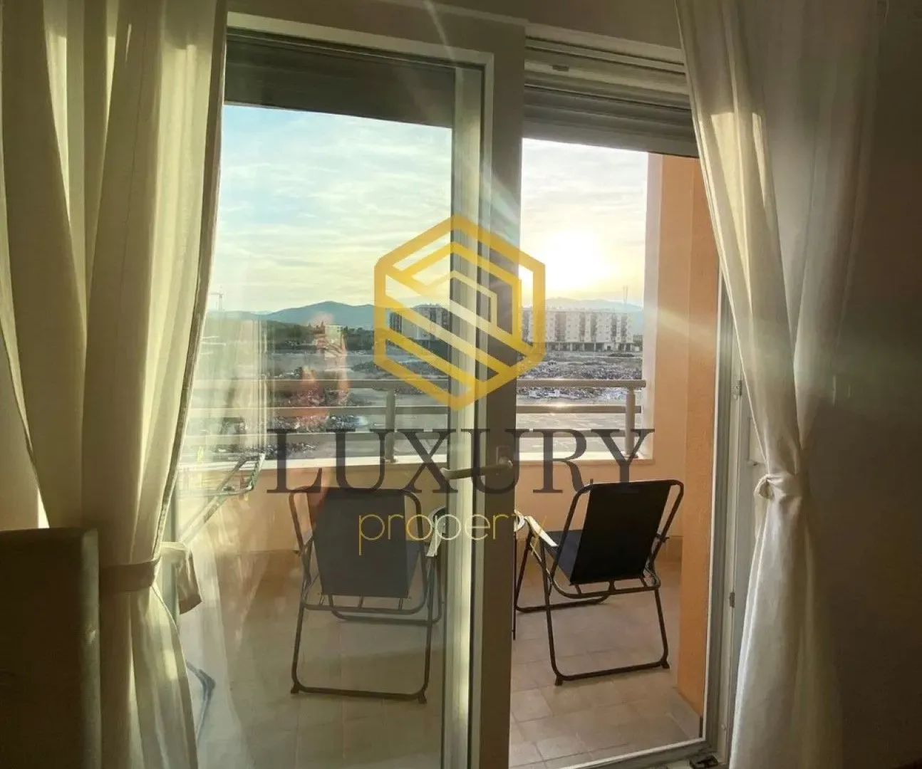 Rent, studio apartment, 31m², City Kvart, Podgorica