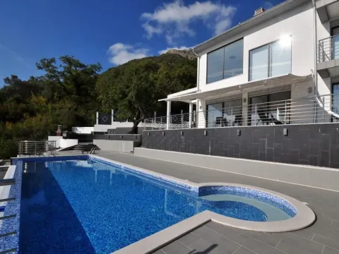 Sale, house, 390m², Mrčevac, Tivat - image 2
