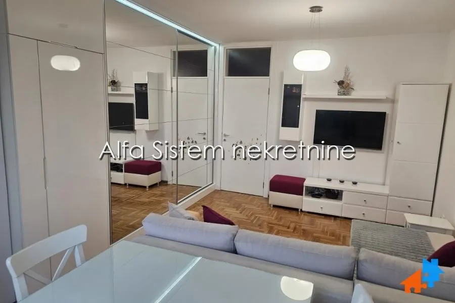 Izdavanje, stan, 36m², Voždovac Sve Podlokacije, Beograd