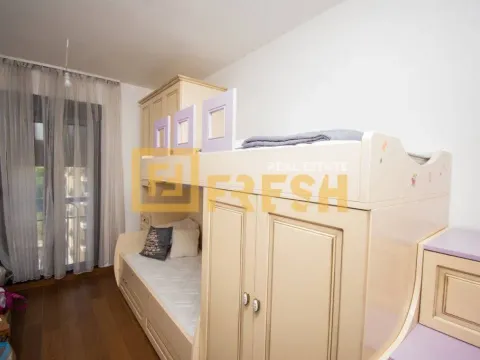 Izdavanje, dvosoban stan, 70m², Ljubović, Podgorica - image 13