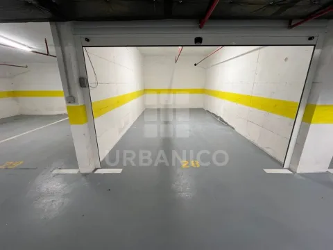 Parking garaža in Pobrežje