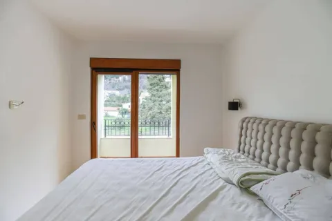 Sale, one bedroom apartment, 65m², Podmaine, Budva - image 20