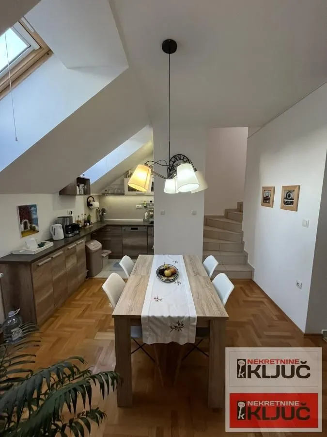 Prodaja, četvorosoban stan, 77m², Bulevar patrijarha Pavla, Novi Sad Sve Podlokacije