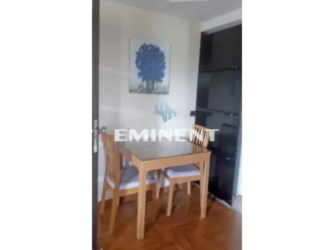 Izdavanje, dvosoban stan, 56m², Novi Beograd Blok 28, Novi Beograd Sve Podlokacije - image 3
