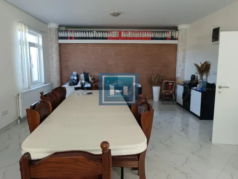 Sale, house, 684m², Veliki Popović, Despotovac - image 10