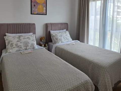 Rent, two bedroom apartment, 61m², Tivat, Crna Gora - image 5