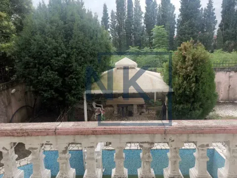 Prodaja, kuća, 335m², Gornja Gorica, Podgorica - image 4