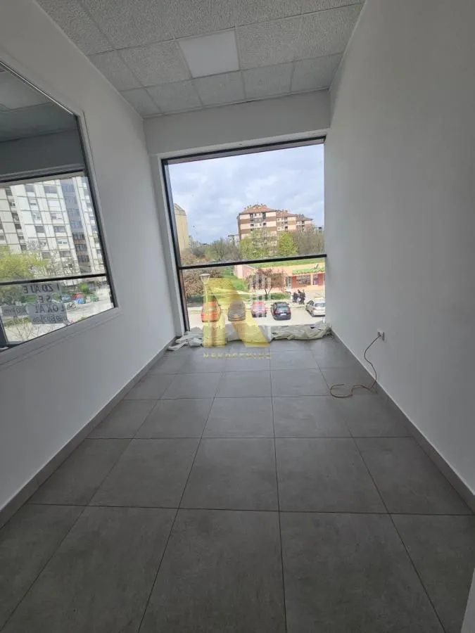 Rent, office space, 300m², Centar, Subotica