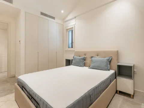 Prodaja, jednosoban stan, 77m², Luštica Bay, Tivat - image 11