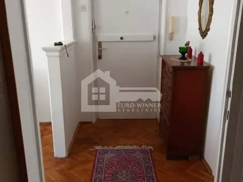 Izdavanje, četvorosoban stan, 92m², Tašmajdan, Palilula Sve Podlokacije - image 11