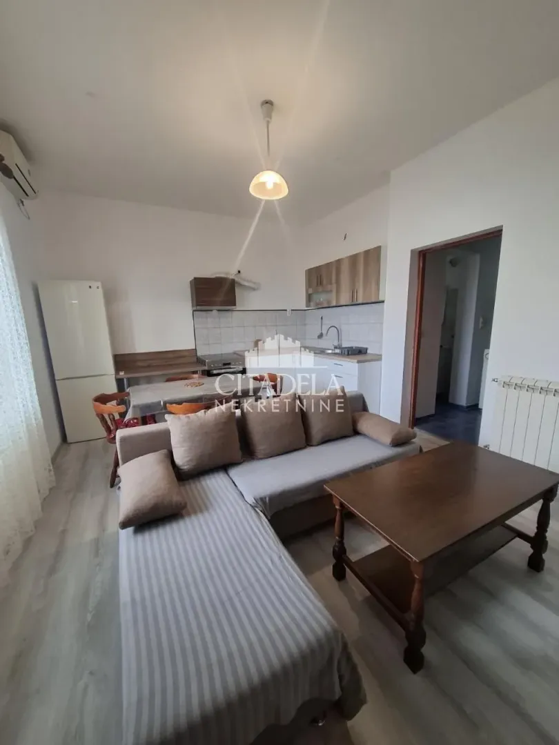 Rent, three bedroom apartment, 51m², Banjica, Voždovac Sve Podlokacije