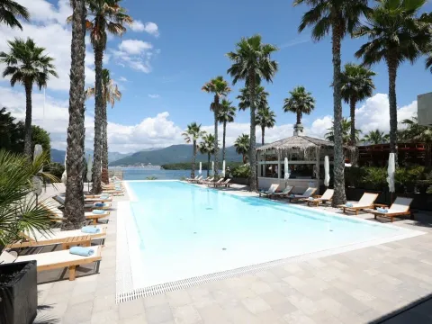 Prodaja, dvosoban stan, 201m², Đuraševići, Tivat - image 16