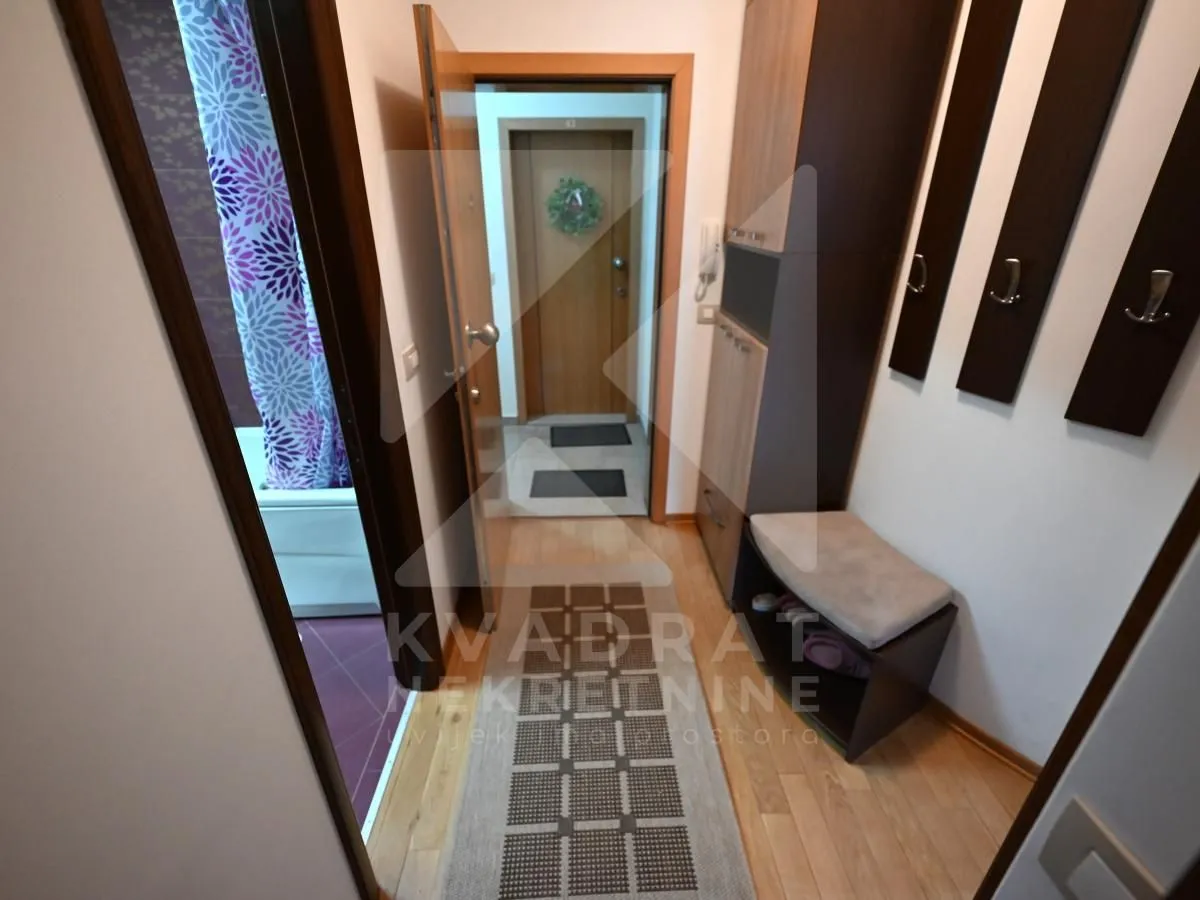 Rent, one bedroom apartment, 49m², 1 maj, Podgorica