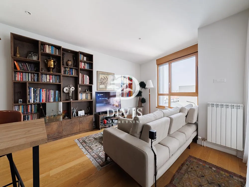 Prodaja, četvorosoban stan, 107m², Savski Venac, Beograd