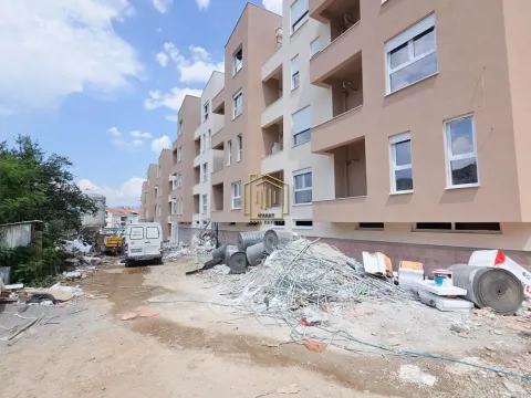Prodaja, jednosoban stan, 48m², Zabjelo, Podgorica - image 2