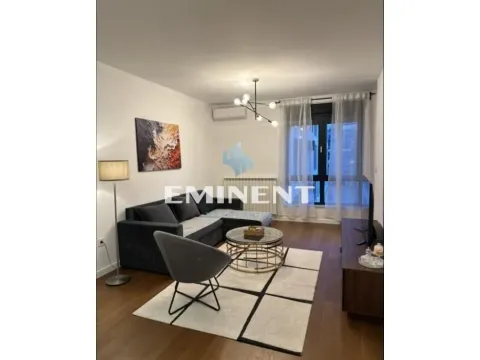 Stan in Novi Beograd Blok 65